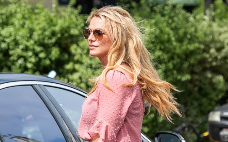 The pop star urges everyone not to believe everything they see or hear on the Internet, and cross-examine to ensure the information they receive is accurate.